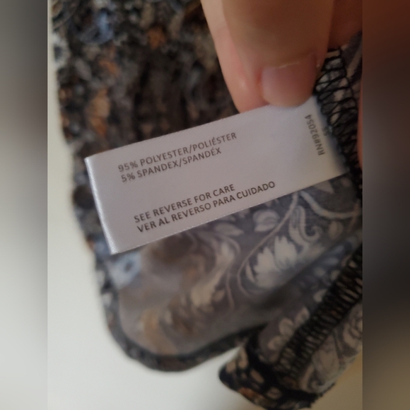 Patterned top - Picture 4 of 4